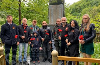 В День Победы сотрудники Кавказского заповедника почтили память погибших солдат